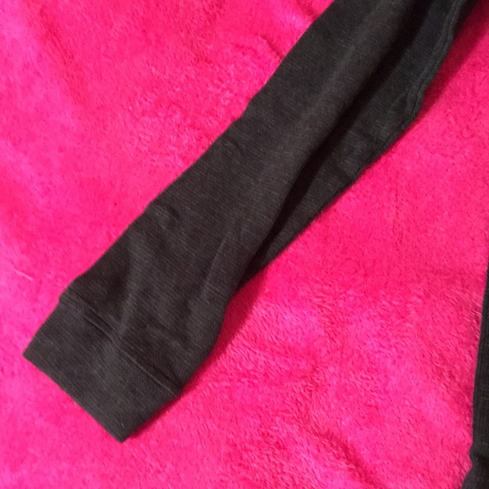 Psycho Bunny Black Long Sleeve with Red Accent - Picture 6 of 14